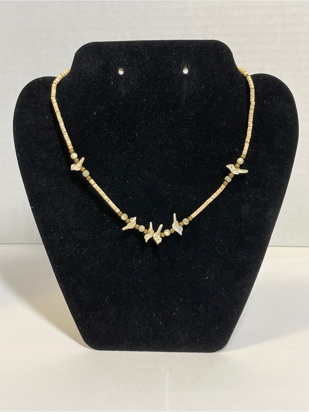 Carved Bird Fetish Native American StyleNecklace Heishi Shell MOP Choker 16” VTG